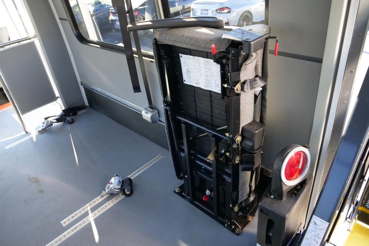 2017 Ford F-450SD Shuttle Bus / Wheelchair Accessible / DRW / DIESEL! Lincolnton NC