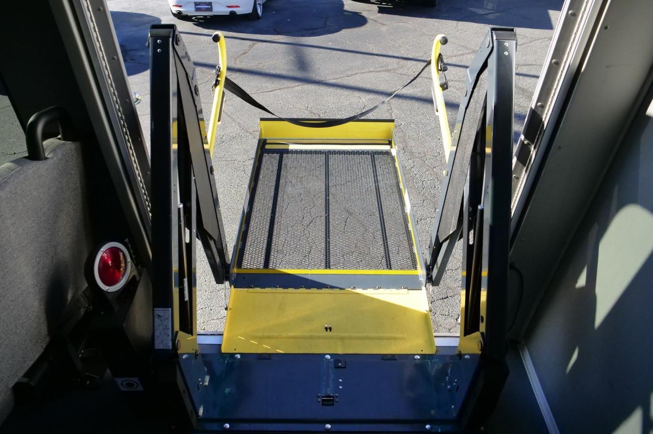 2017 Ford F-450SD Shuttle Bus / Wheelchair Accessible / DRW / DIESEL! Lincolnton NC