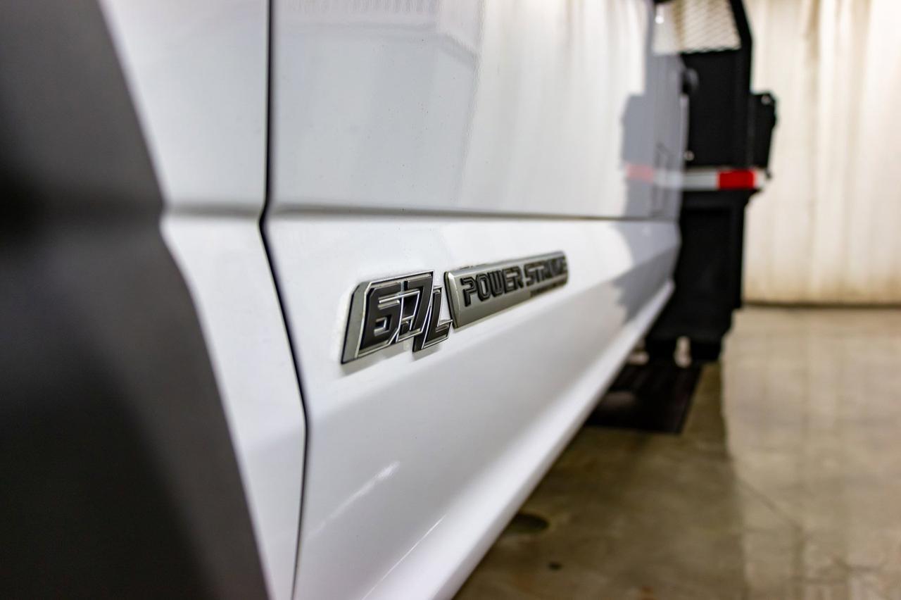 2017 Ford F-550 4x4 Crew Cab XLT Deck Diesel Red Deer AB