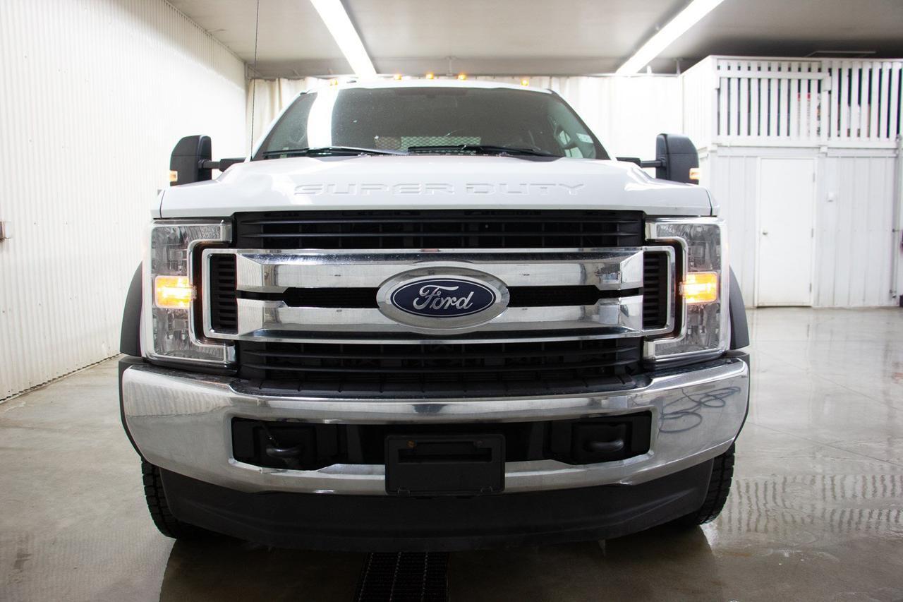 2017 Ford F-550 4x4 Crew Cab XLT Deck Diesel Red Deer AB