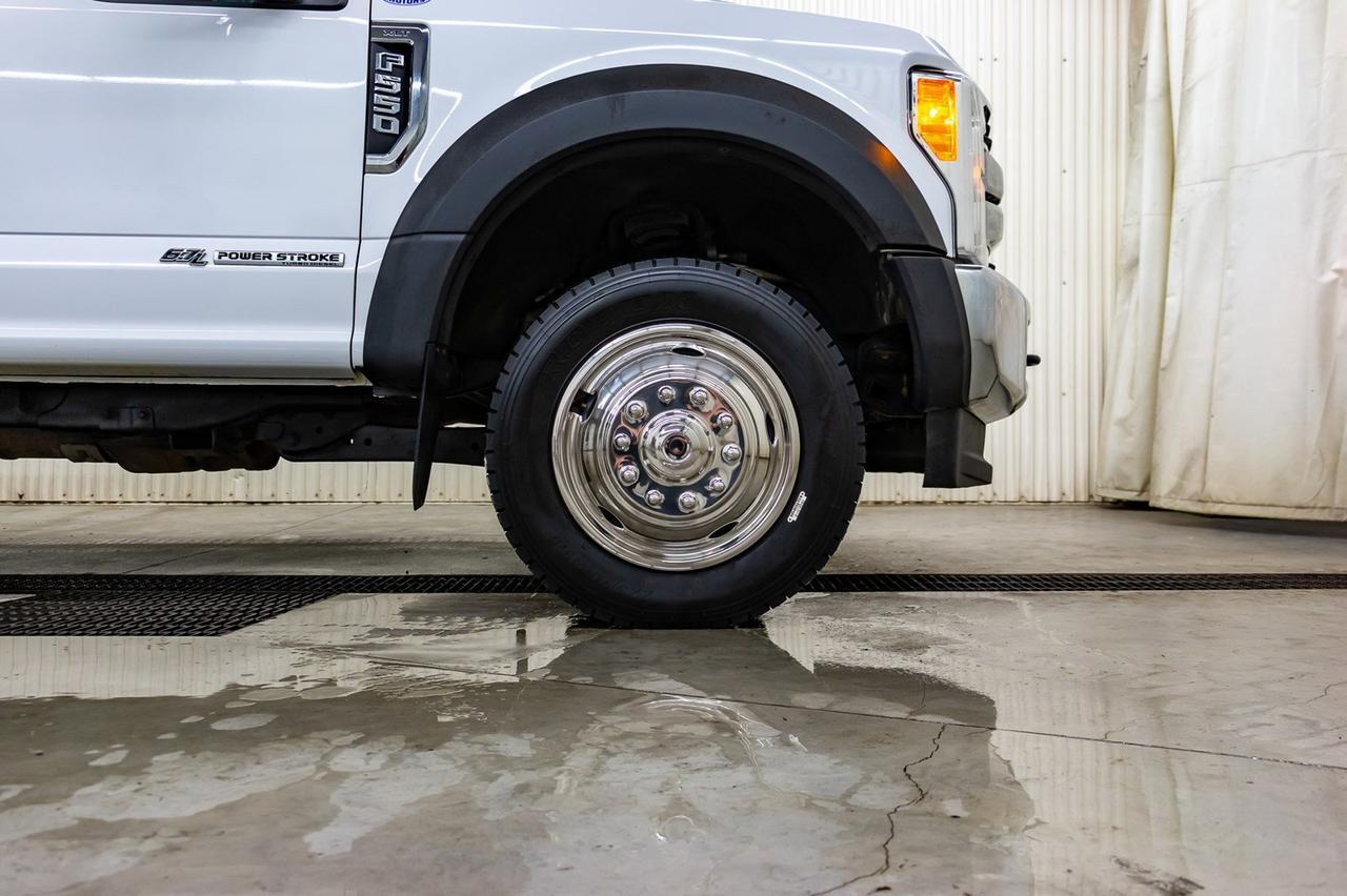 2017 Ford F-550 4x4 Crew Cab XLT Deck Diesel Red Deer AB