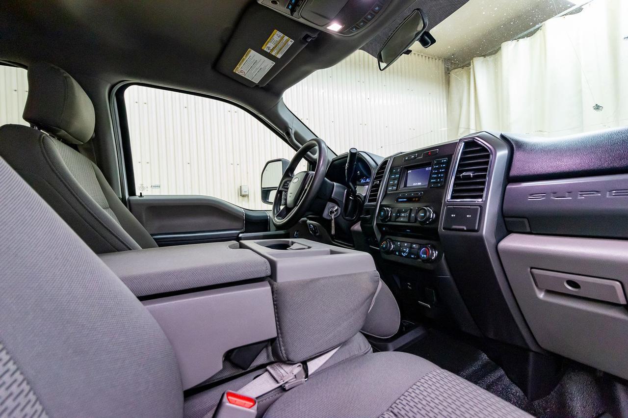 2017 Ford F-550 4x4 Crew Cab XLT Deck Diesel Red Deer AB