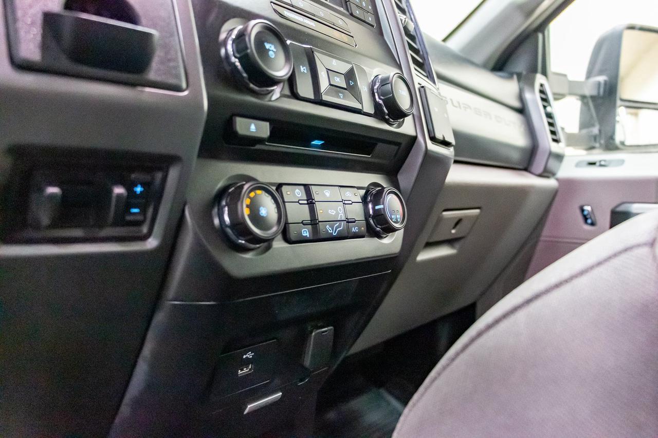 2017 Ford F-550 4x4 Crew Cab XLT Deck Diesel Red Deer AB