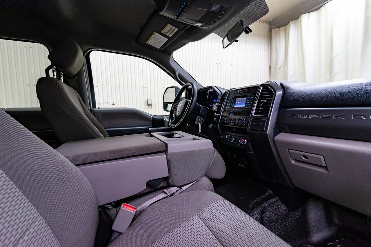 2017 Ford F-550 4x4 Crew Cab XLT Deck Diesel Red Deer AB