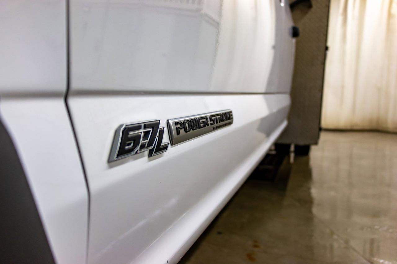 2017 Ford F-550 4x4 Crew Cab XLT Deck Diesel Red Deer AB