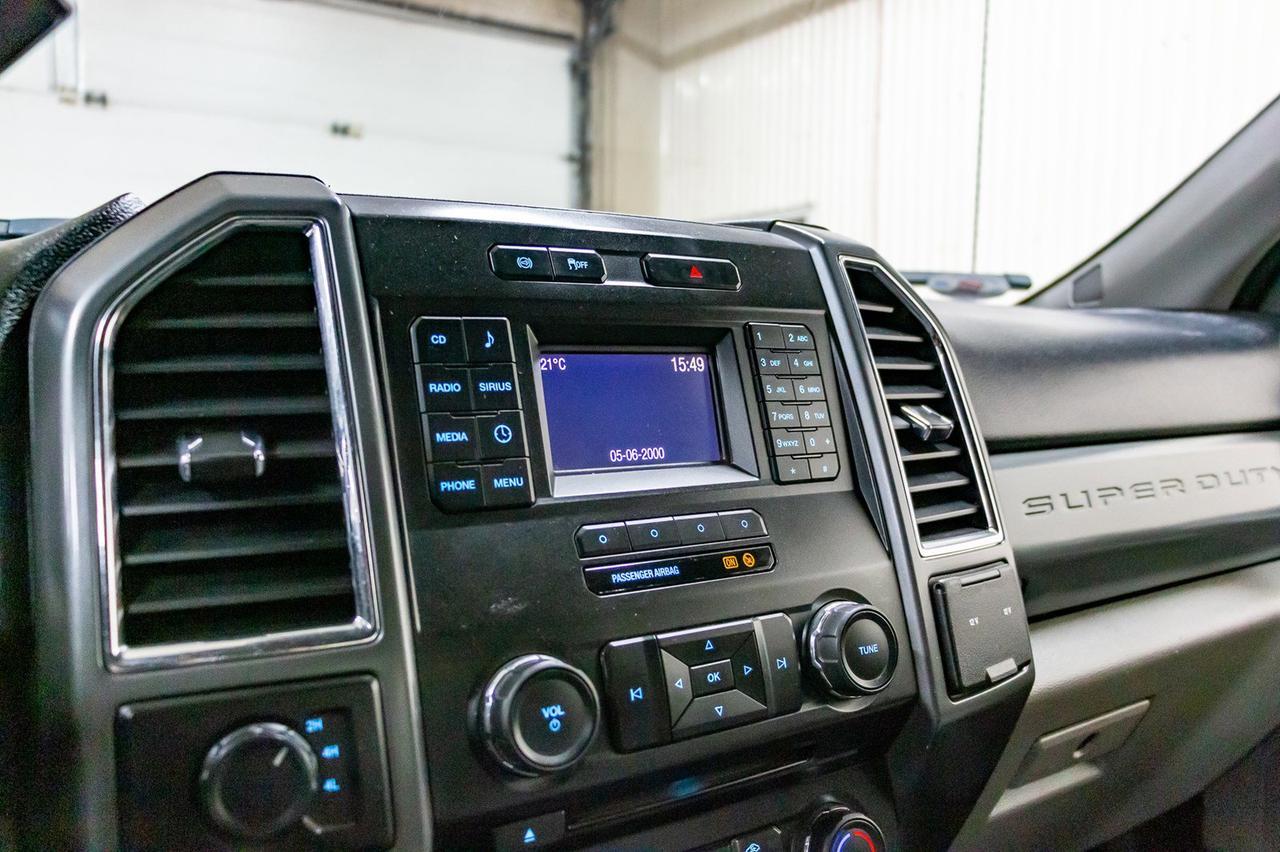 2017 Ford F-550 4x4 Crew Cab XLT Deck Diesel Red Deer AB