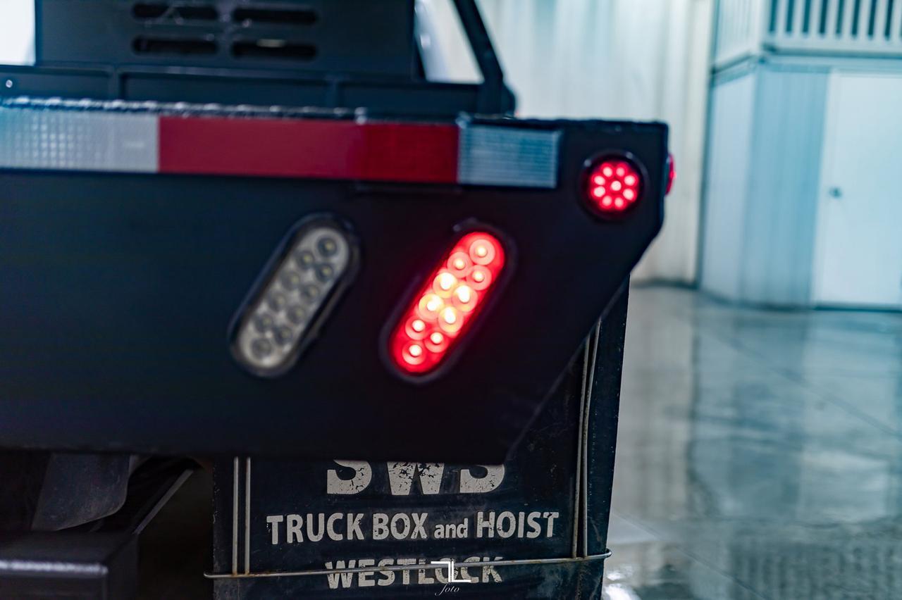 2017 Ford F-550 4x4 Crew Cab XLT Deck Red Deer AB