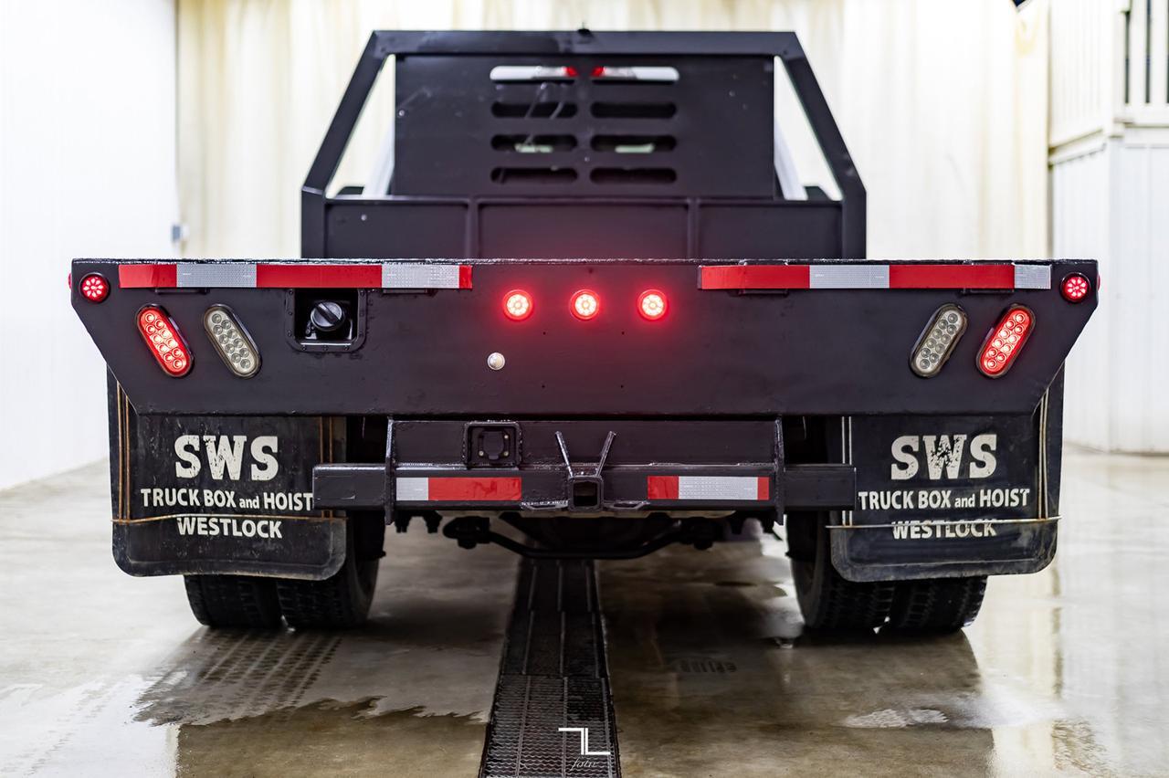 2017 Ford F-550 4x4 Crew Cab XLT Deck Red Deer AB