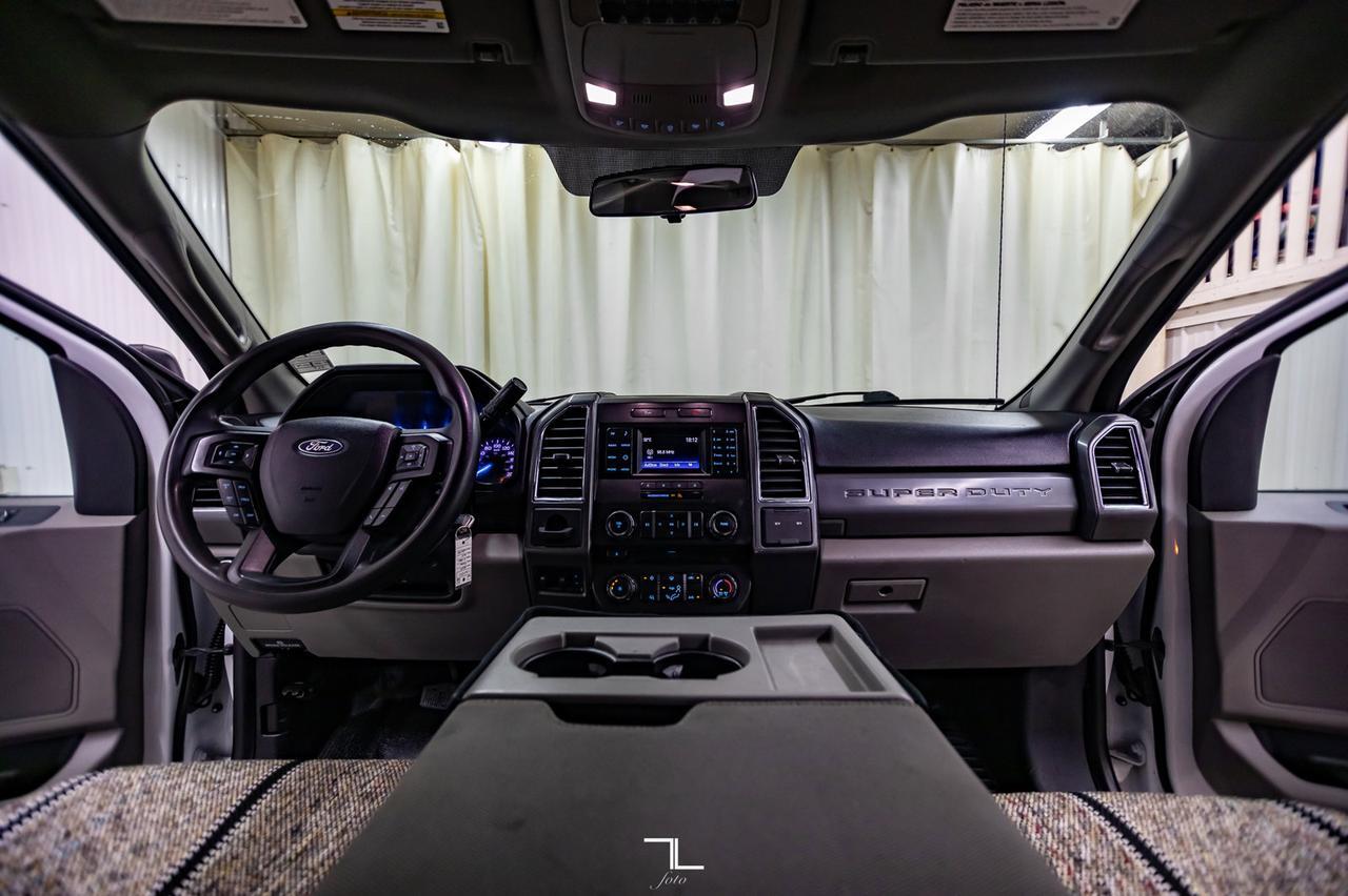 2017 Ford F-550 4x4 Crew Cab XLT Deck Red Deer AB