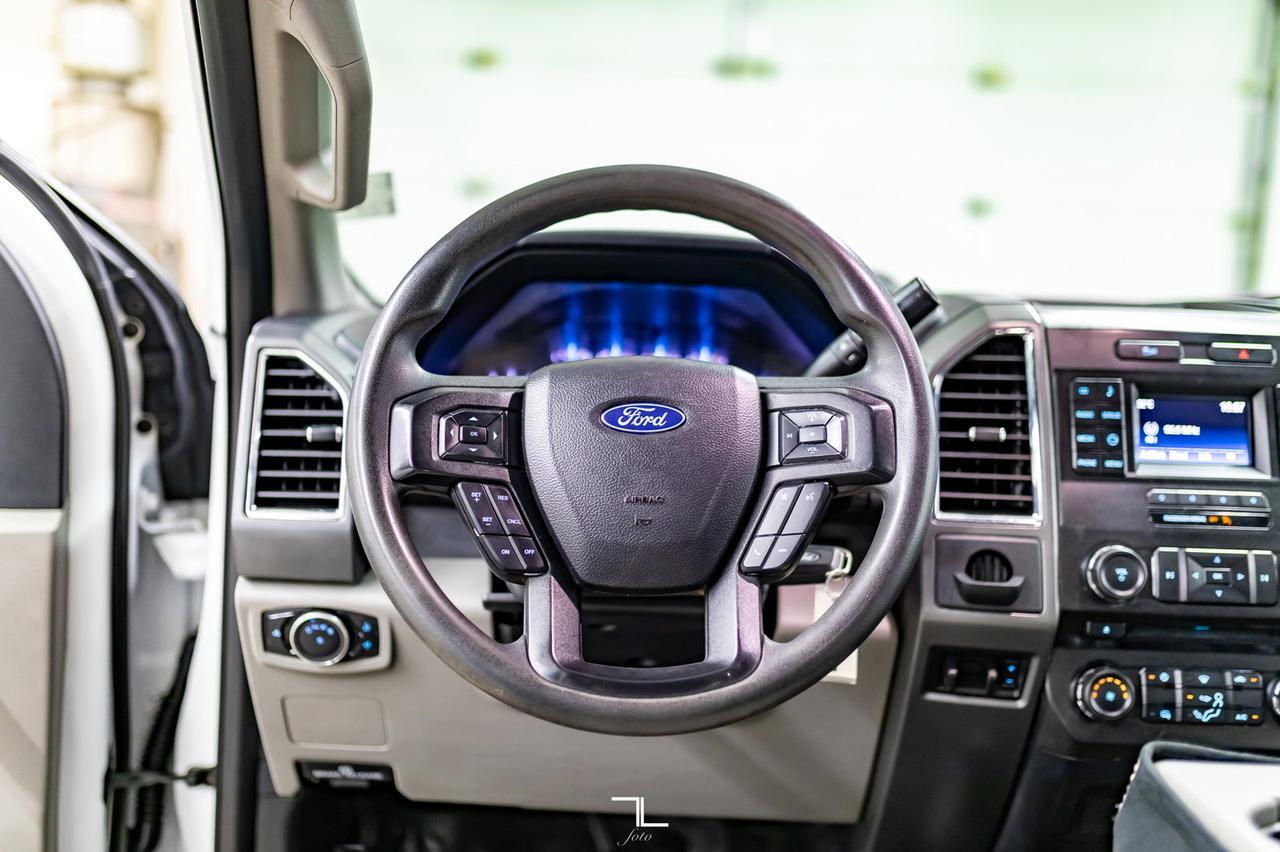 2017 Ford F-550 4x4 Crew Cab XLT Deck Red Deer AB