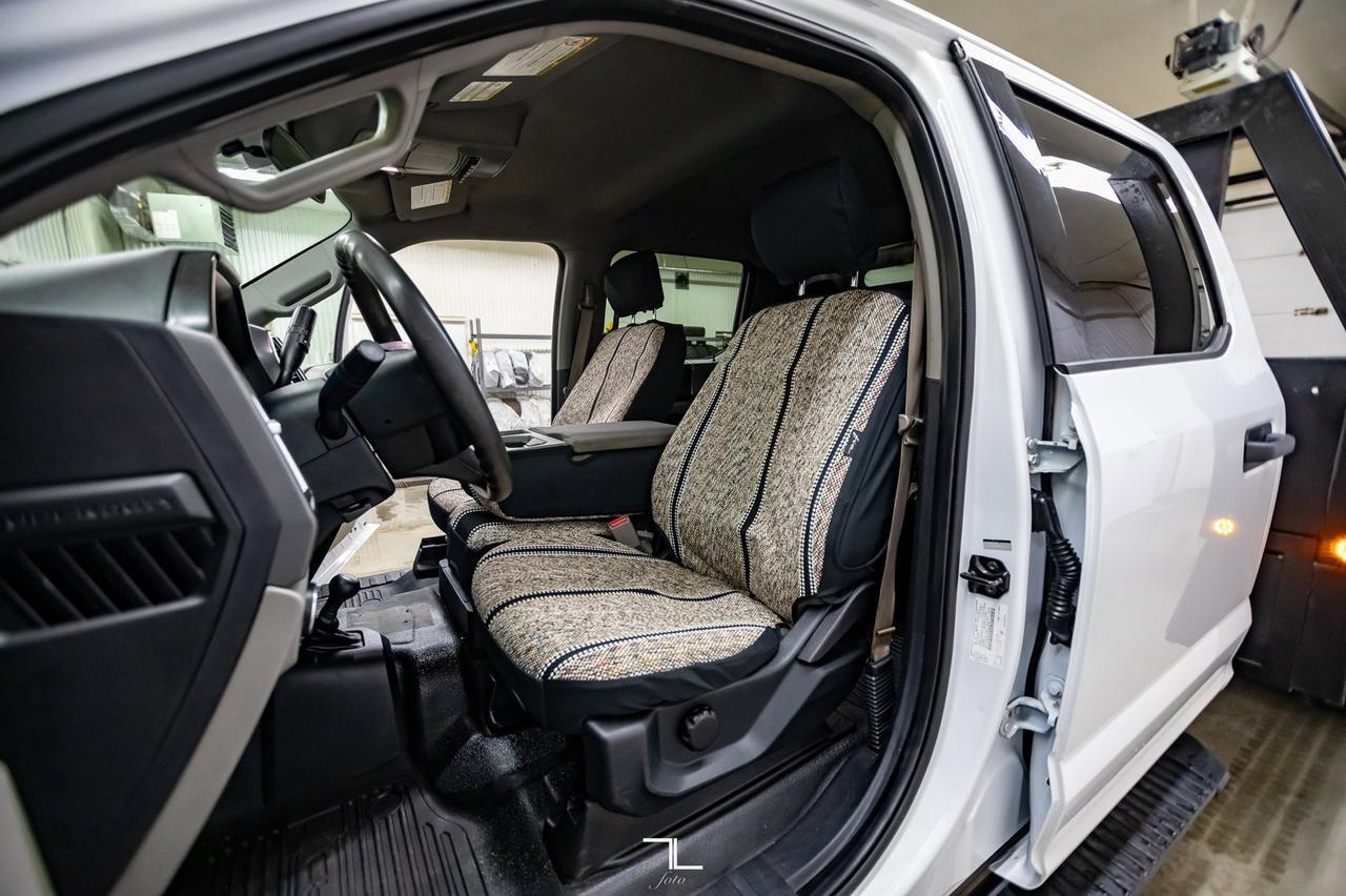 2017 Ford F-550 4x4 Crew Cab XLT Deck Red Deer AB