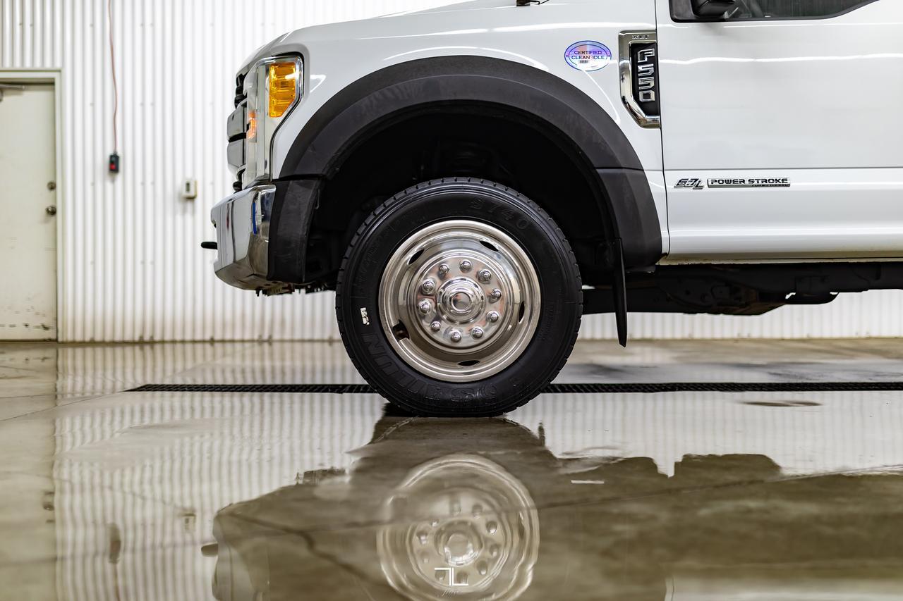 2017 Ford F-550 4x4 Crew Cab XLT Diesel Dually Deck Red Deer AB