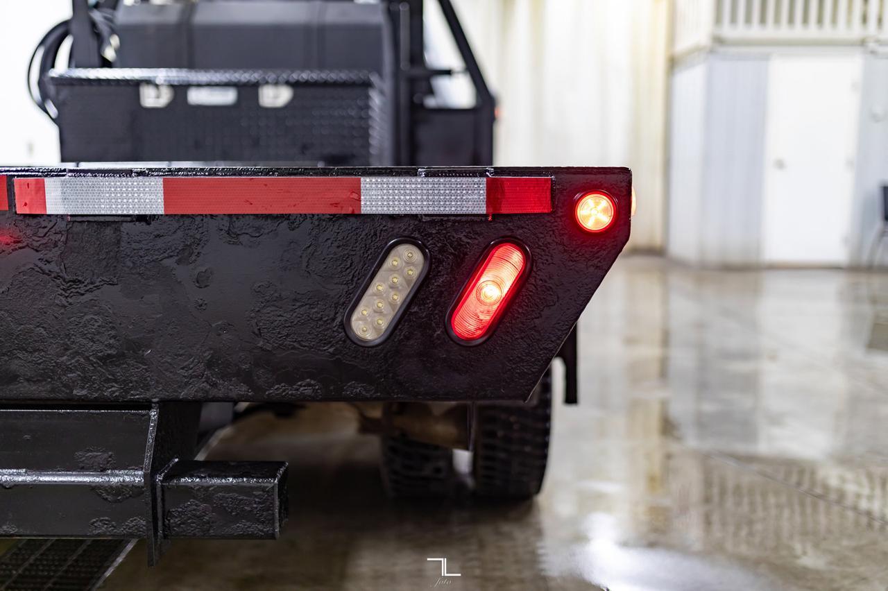 2017 Ford F-550 4x4 Crew Cab XLT Diesel Dually Deck Red Deer AB