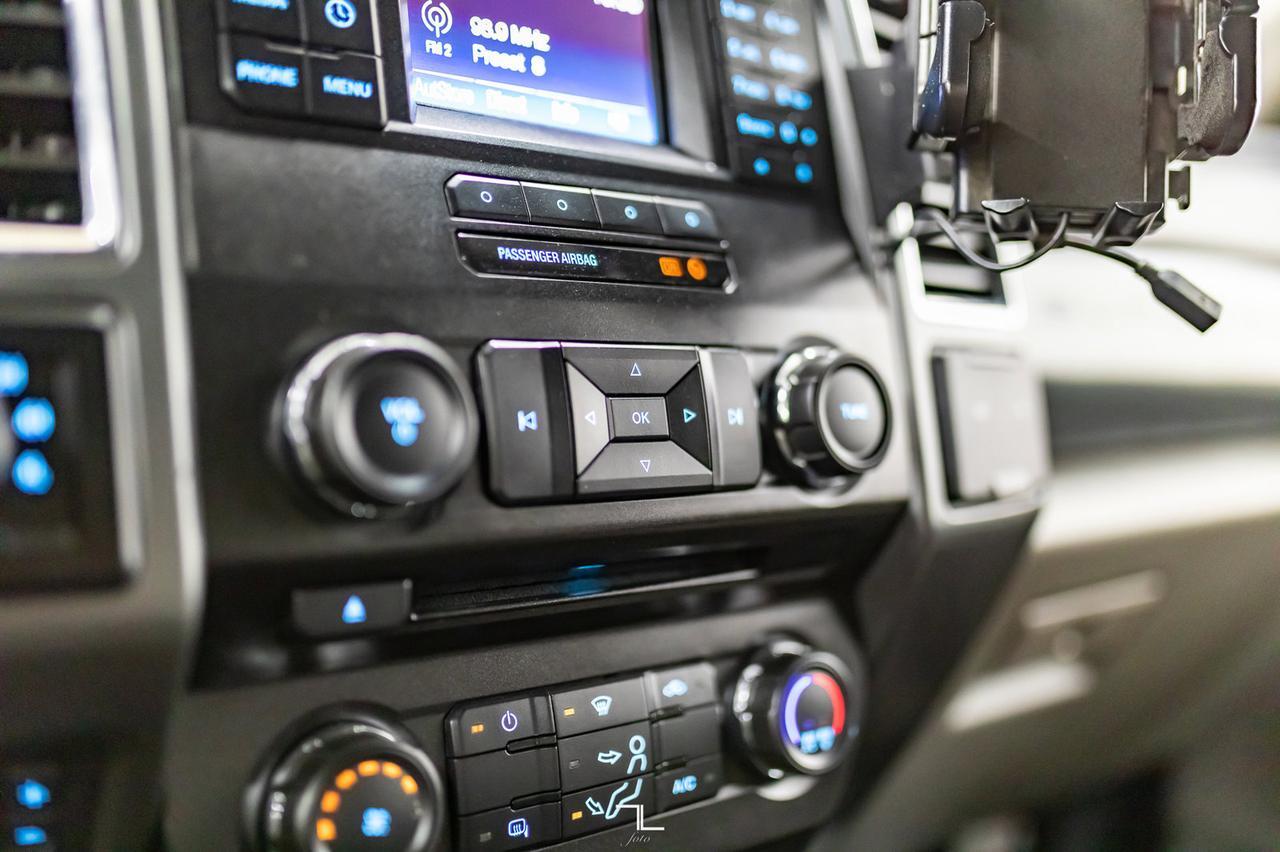 2017 Ford F-550 4x4 Crew Cab XLT Diesel Dually Deck Red Deer AB