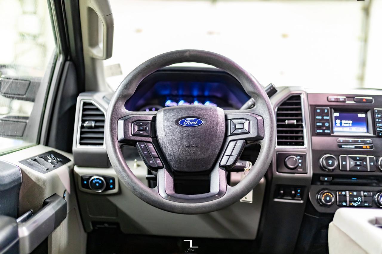 2017 Ford F-550 4x4 Crew Cab XLT Diesel Dually Deck Red Deer AB