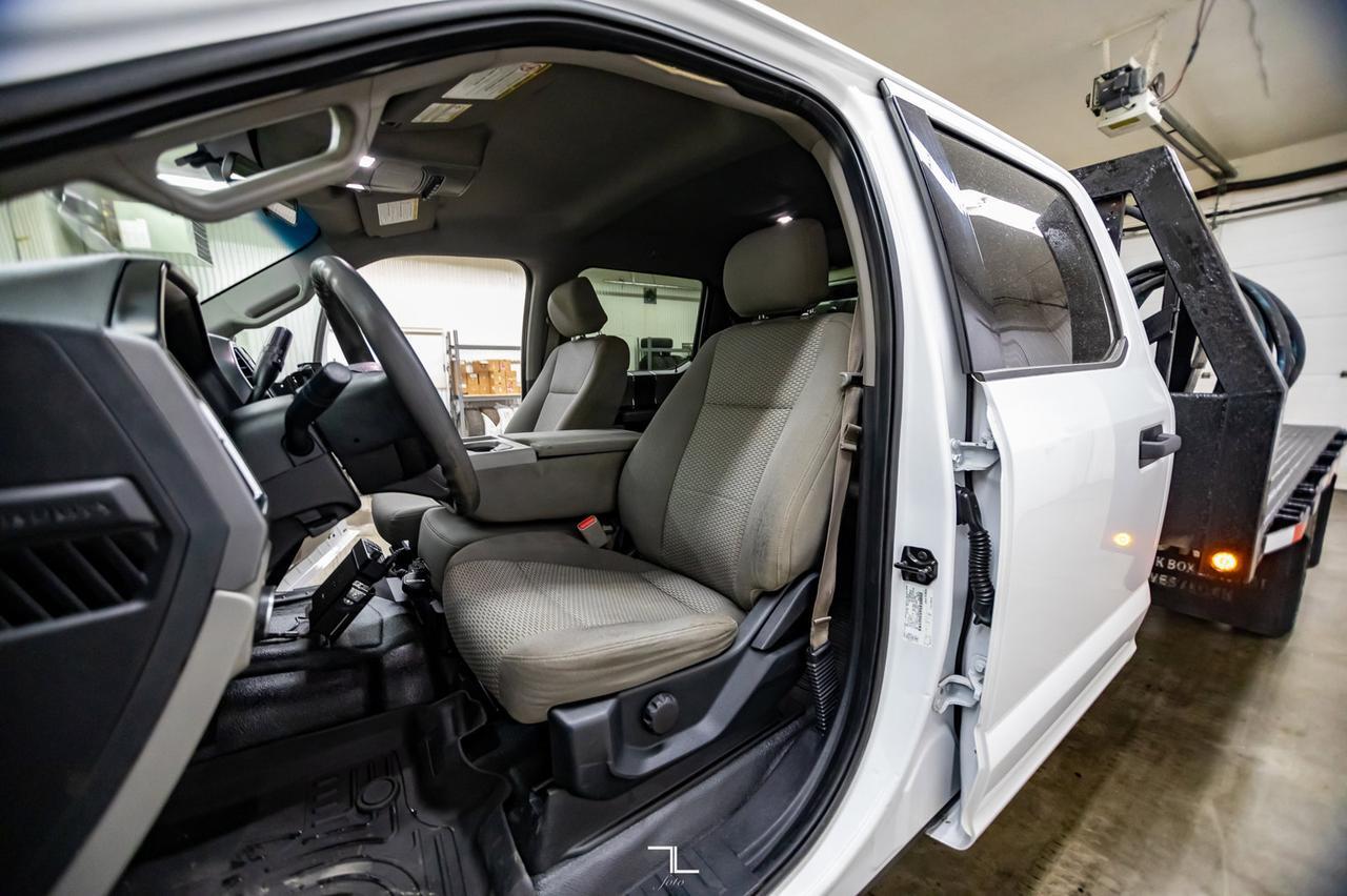 2017 Ford F-550 4x4 Crew Cab XLT Diesel Dually Deck Red Deer AB