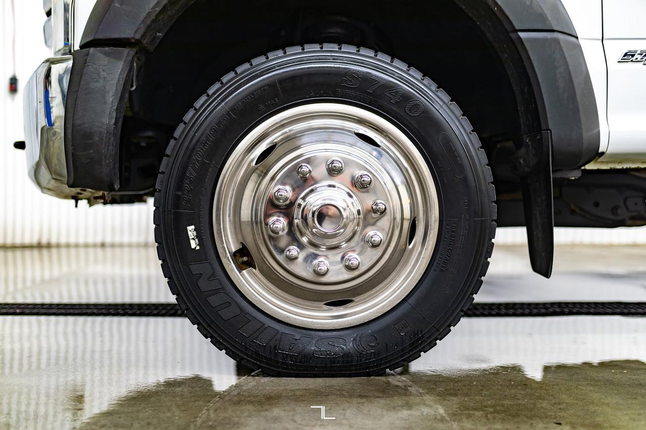 2017 Ford F-550 4x4 Crew Cab XLT Diesel Dually Deck Red Deer AB