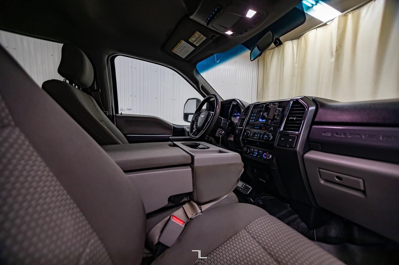 2017 Ford F-550 4x4 Crew Cab XLT Diesel Dually Deck Red Deer AB