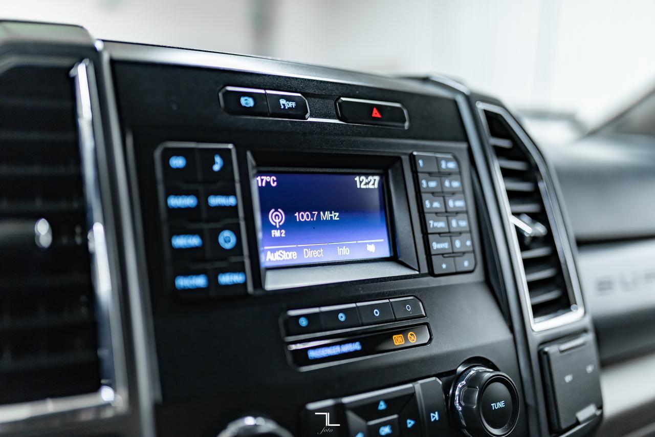 2017 Ford F-550 4x4 Crew Cab XLT Dually Deck Diesel Red Deer AB