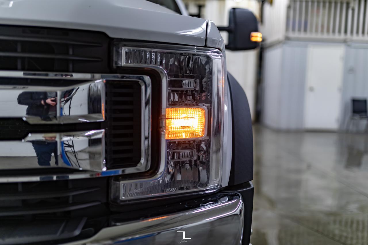 2017 Ford F-550 4x4 Crew Cab XLT Dually Deck Diesel Red Deer AB