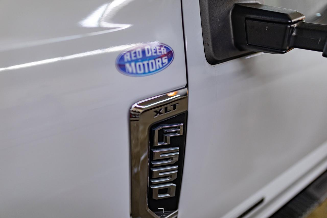 2017 Ford F-550 4x4 Crew Cab XLT Dually Deck Diesel Red Deer AB