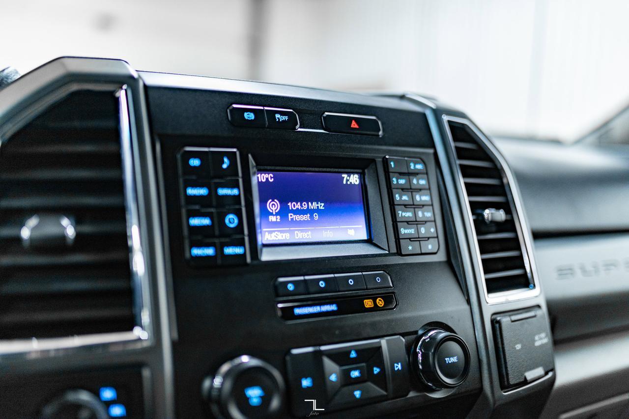 2017 Ford F-550 4x4 Crew Cab XLT Dually Deck Diesel Red Deer AB