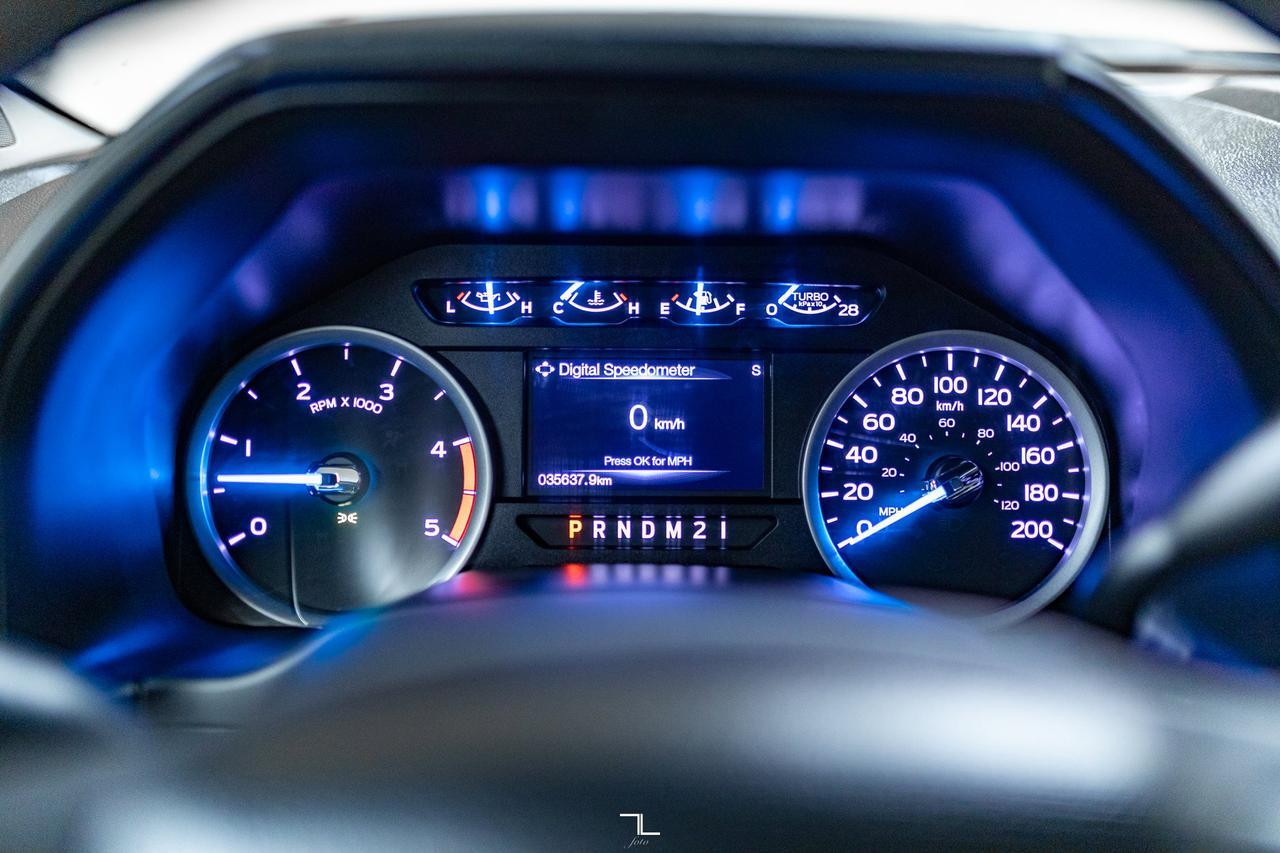 2017 Ford F-550 4x4 Crew Cab XLT Dually Deck Diesel Red Deer AB