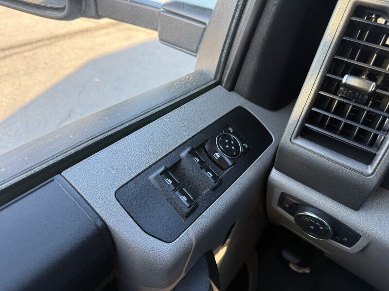 2017 Ford F-550 4x4 Diesel CM Skirted Flatbed 89k mi's XL Collinsville OK