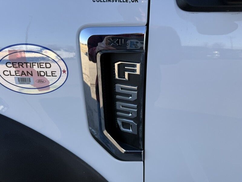 2017 Ford F-550 4x4 Diesel CM Skirted Flatbed 89k mi's XL Collinsville OK