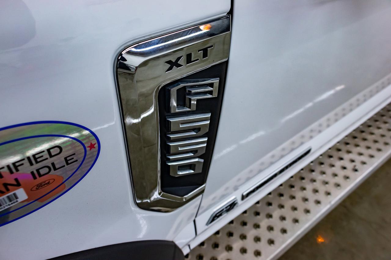 2017 Ford F-550 4x4 Super Cab XLT Mechanic Crane VMac Diesel Red Deer AB