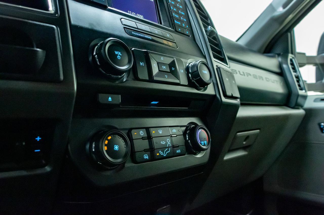 2017 Ford F-550 4x4 Super Cab XLT Mechanic Crane VMac Diesel Red Deer AB