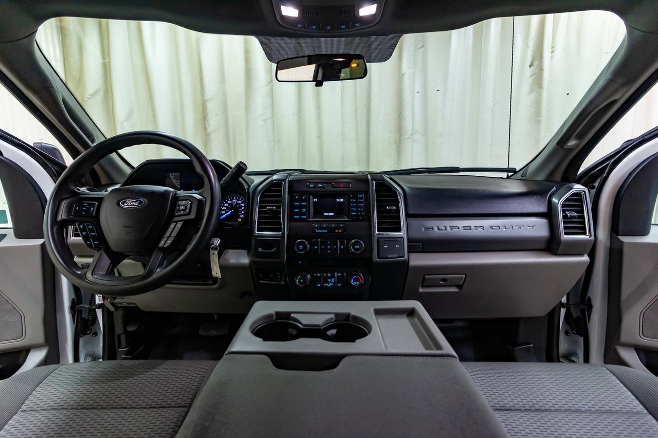 2017 Ford F-550 4x4 Super Cab XLT Mechanic Crane VMac Diesel Red Deer AB