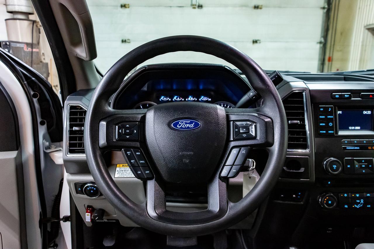 2017 Ford F-550 4x4 Super Cab XLT Mechanic Crane VMac Diesel Red Deer AB