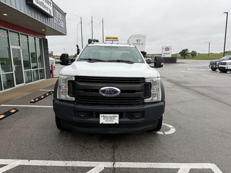 2017 Ford F-550 V10 4x4 Utility w/ Crane XL Collinsville OK