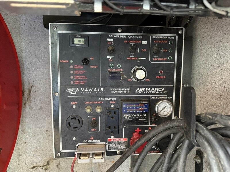 2017 Ford F-550 V10 4x4 Utility w/ Crane XL Collinsville OK