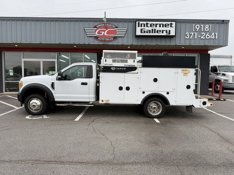 2017 Ford F-550 V10 4x4 Utility w/ Crane XL Collinsville OK