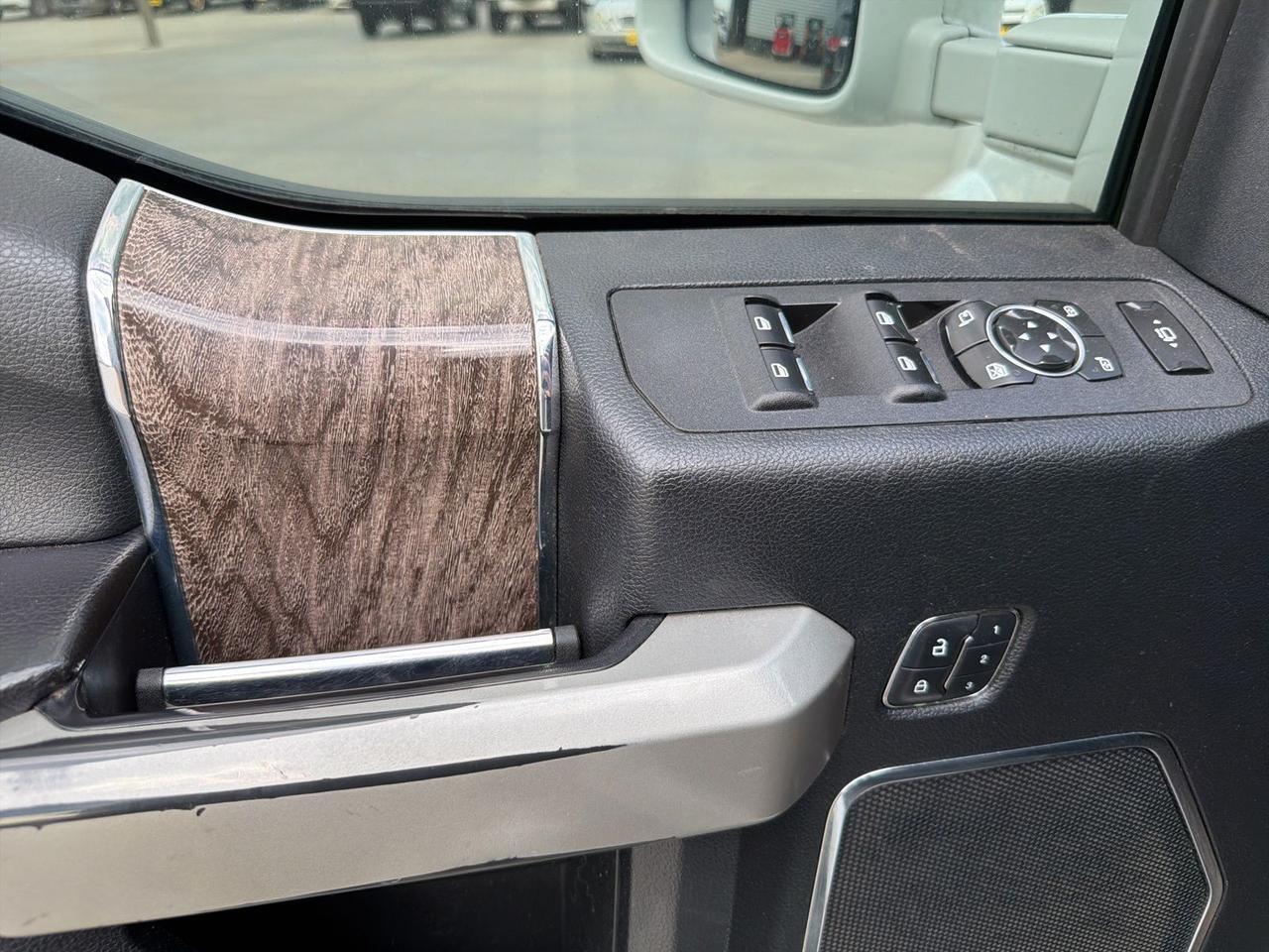 2017 Ford F-550SD Lariat Watertown SD