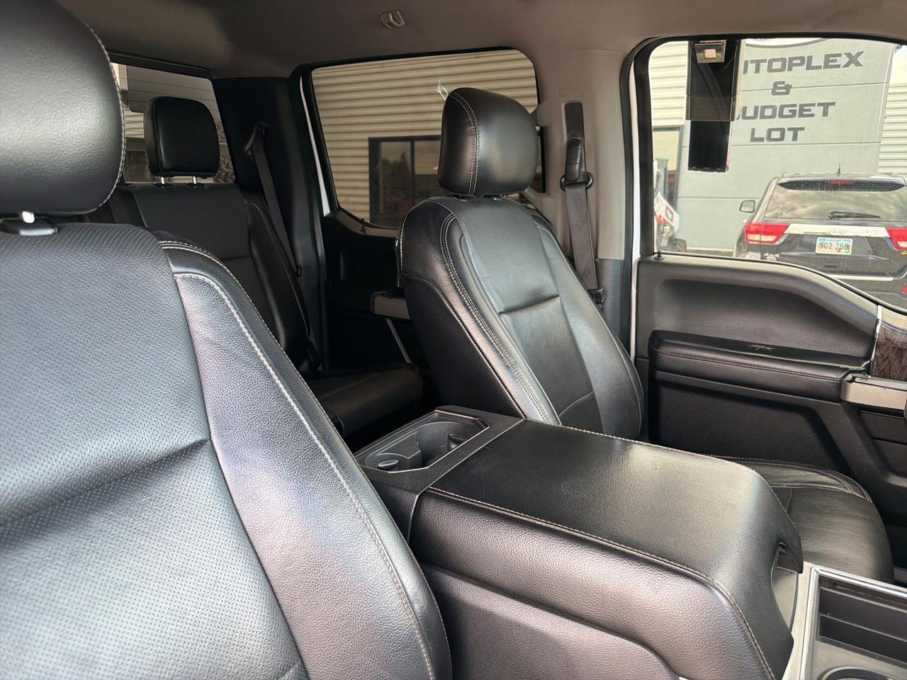 2017 Ford F-550SD Lariat Watertown SD