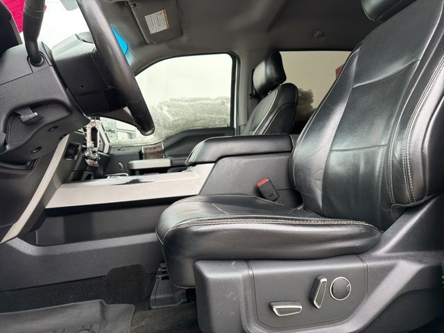 2017 Ford F-550SD Lariat Watertown SD