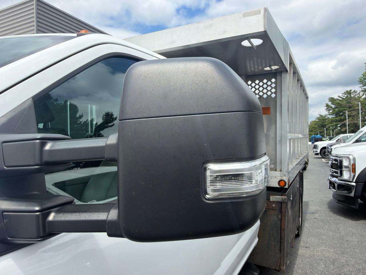2017 Ford F-550SD XL Gaithersburg MD