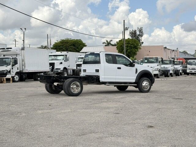 2017 Ford F-550XL Extended Cab & Chassis Only Truck XL