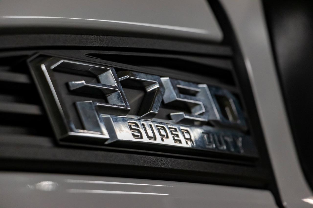 2017 Ford F-750 Reg Cab STR Sander Diesel Red Deer AB