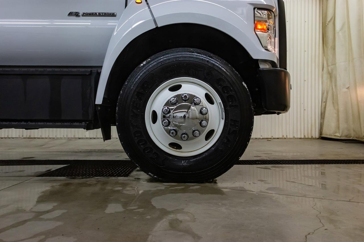 2017 Ford F-750 Reg Cab STR Sander Diesel Red Deer AB