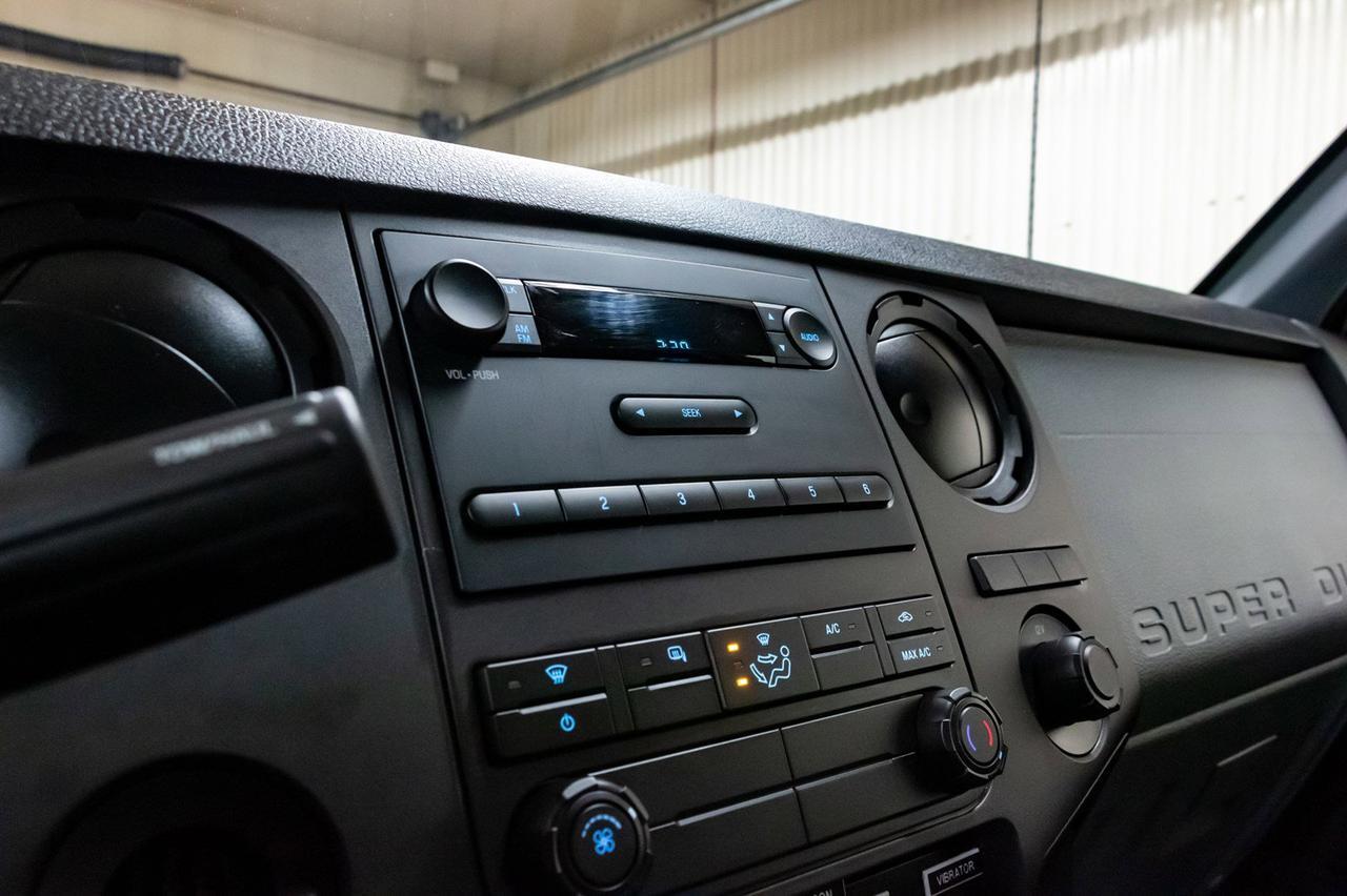 2017 Ford F-750 Reg Cab STR Sander Diesel Red Deer AB