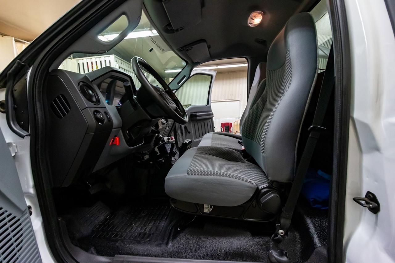 2017 Ford F-750 Reg Cab STR Sander Diesel Red Deer AB