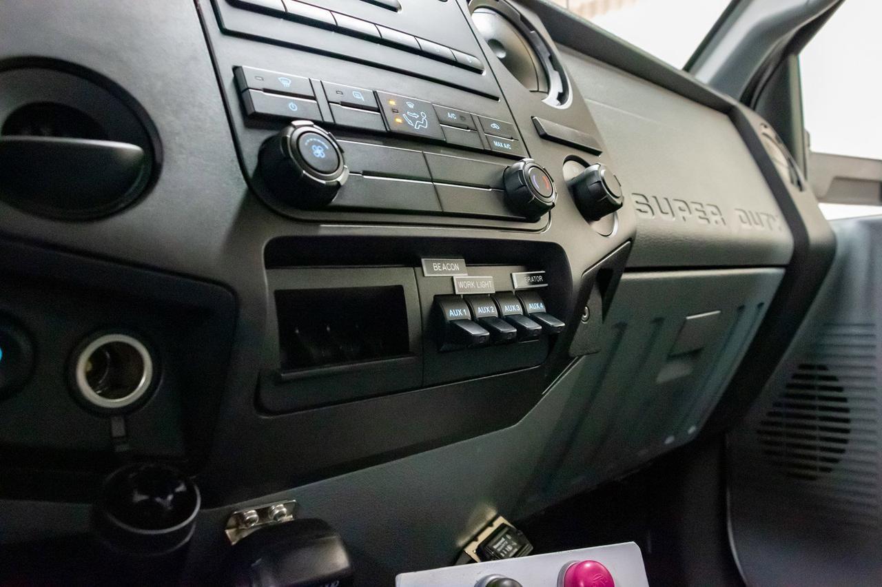 2017 Ford F-750 Reg Cab STR Sander Diesel Red Deer AB