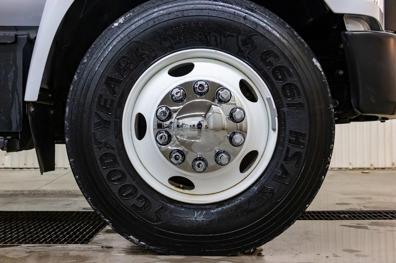 2017 Ford F-750 Reg Cab STR Sander Diesel Red Deer AB