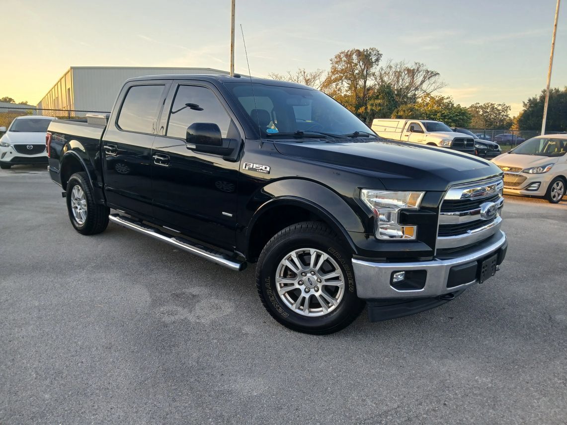 2017 Ford F150 SuperCrew Cab Lariat Pickup 4D 5 1/2 ft