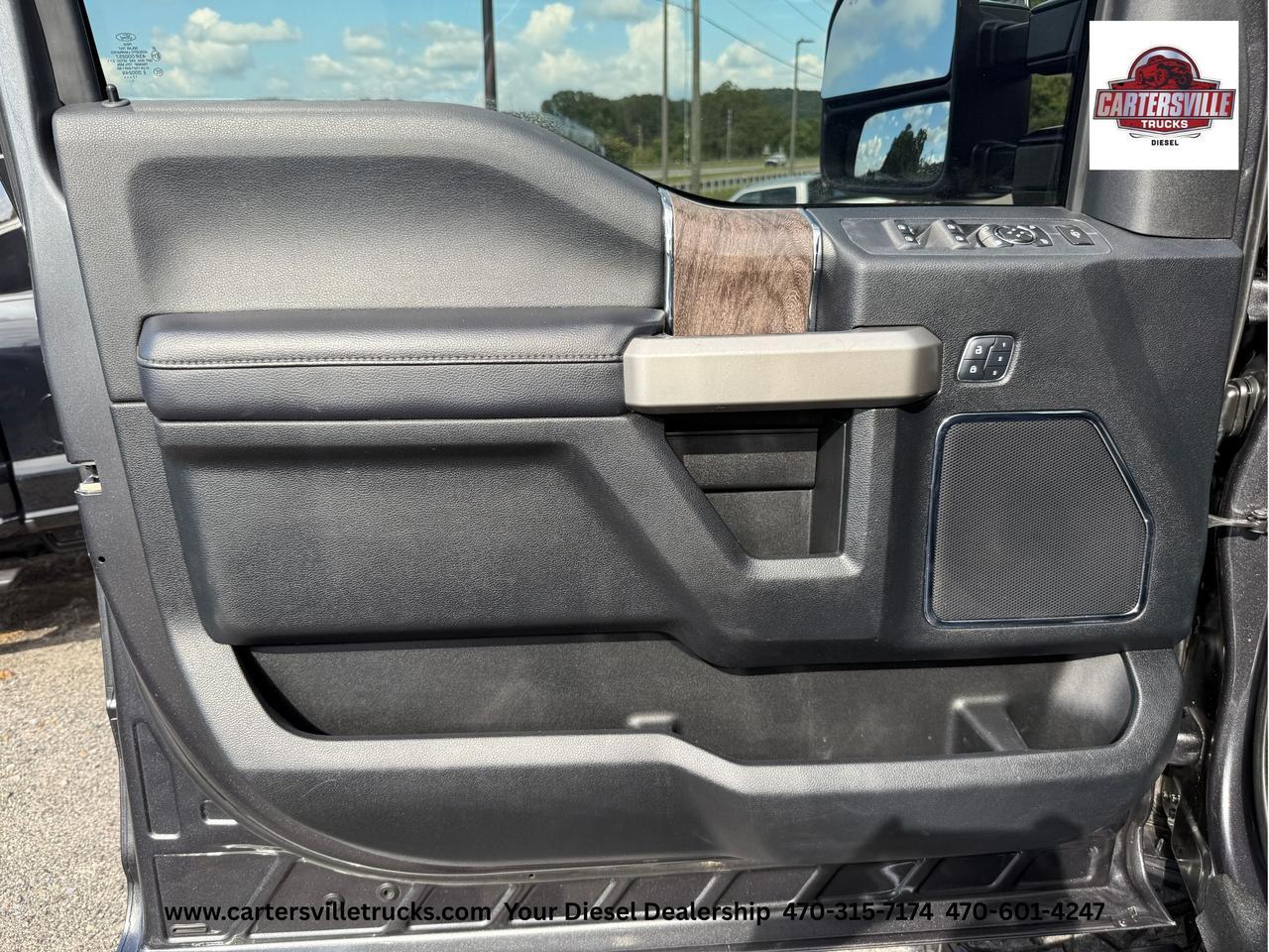 2017 Ford F350sd Lariat FX4 - 8" FABTECH/DIRT LOGIC - 40's Cartersville GA