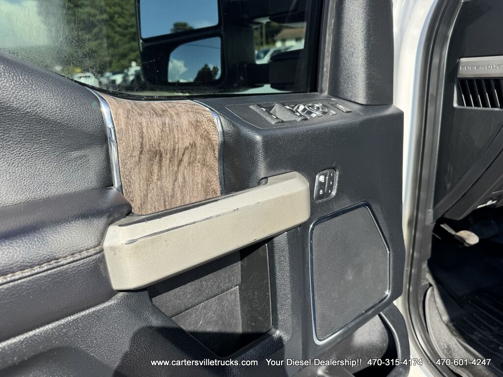 2017 Ford F350sd Lariat FX4 - CHROME PKG - VALUE PKG Cartersville GA